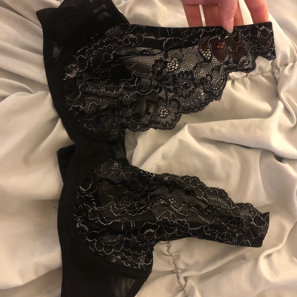 Lace wire bralette